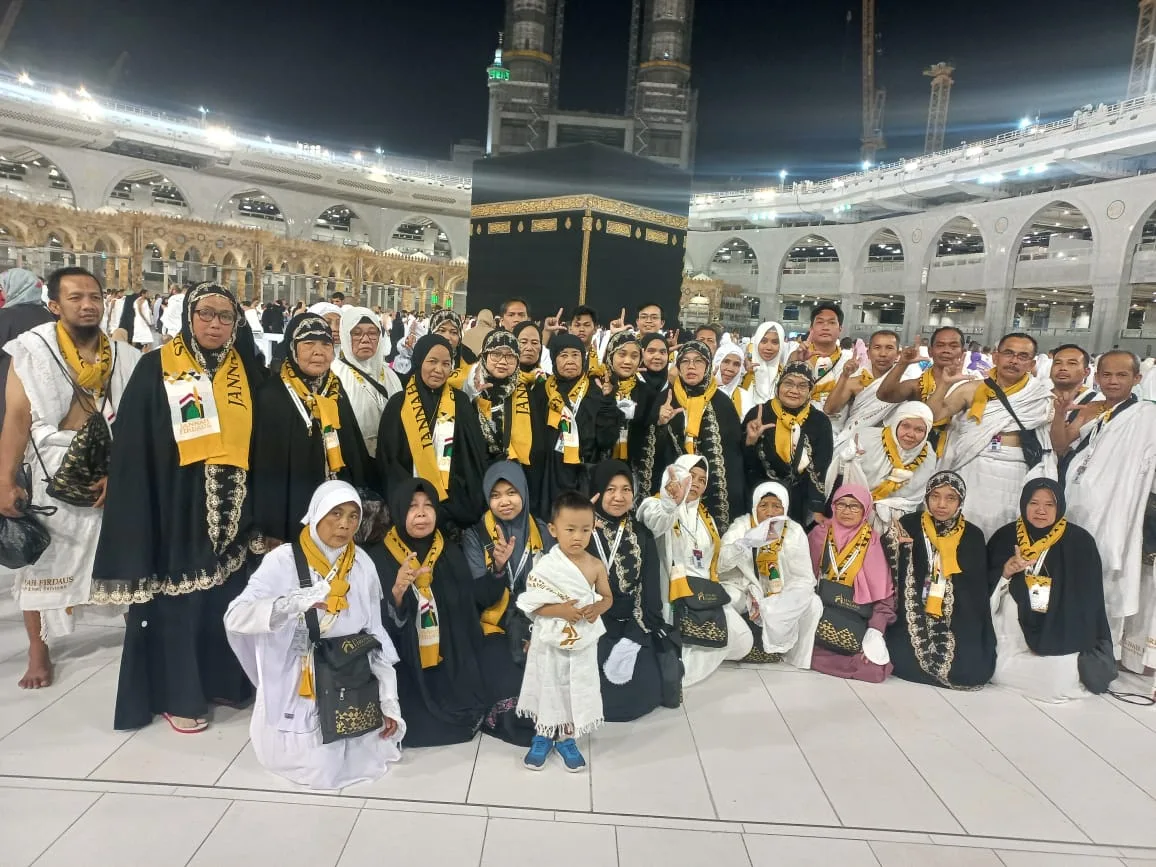 Layanan Umroh dan Layanan Haji 129 layanan